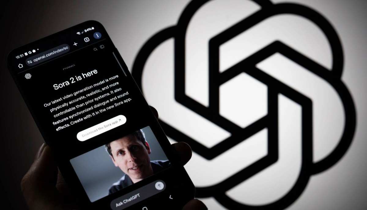 Sora clean interface — describe your video in natural language and generate
